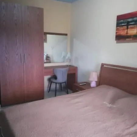 Sakis Aparthotel