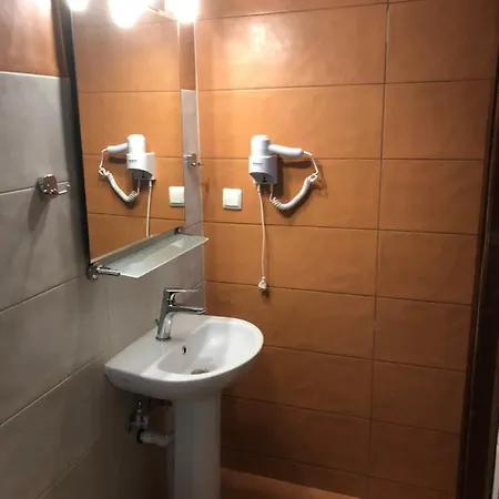 Sakis Aparthotel