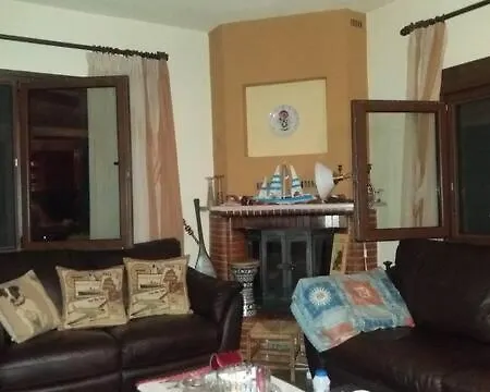 Sakis Aparthotel *